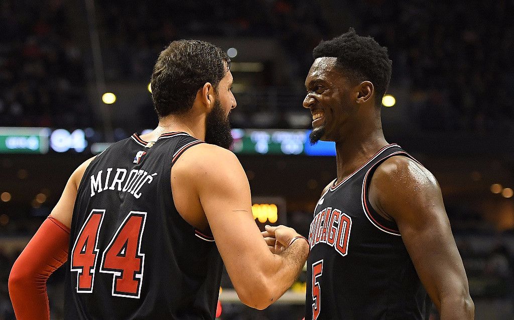 无奈吐槽！伦纳德：一拿球就被包夹，这局面我能咋办？