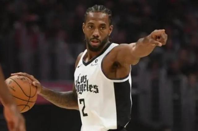 库里一抢三看傻众人！巴特勒追梦谦让助攻，这画面太欢乐！